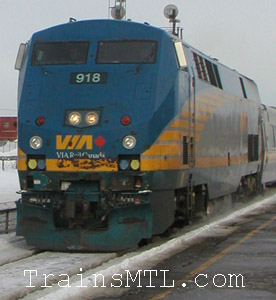 Locomotive VIA918 left side / coté gauche